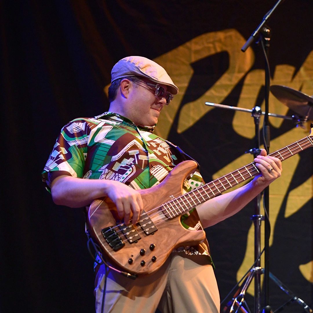 Parrothead Paradise live